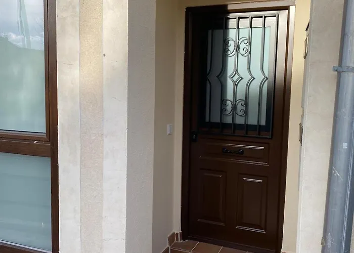 El Salon De Abuelos Trescasas